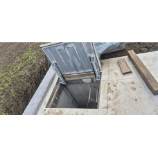 Grīdas lūka 90 x 100(R) cm izmantošanai ārpus telpām Grīdas lūka 90 x 100(R) cm izmantošanai ārpus telpām